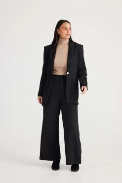 Brave + True Chelsea Jacket in Black
