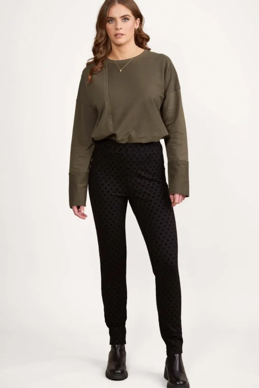 Vassalli Skinny Leg Ankle Grazer Spot Ponti Pull On in Black 5903