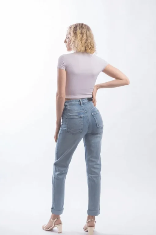 Wakee Relaxed Fit Cuff Jean